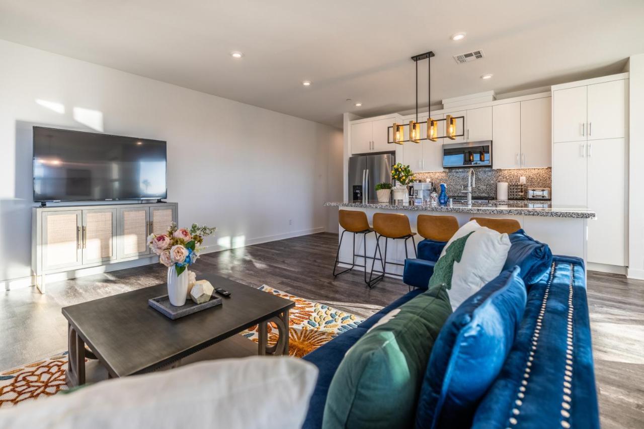 أنهايم Disney Firework View 3 Bedrooms Townhouse Kitchen Fast Wifi المظهر الخارجي الصورة