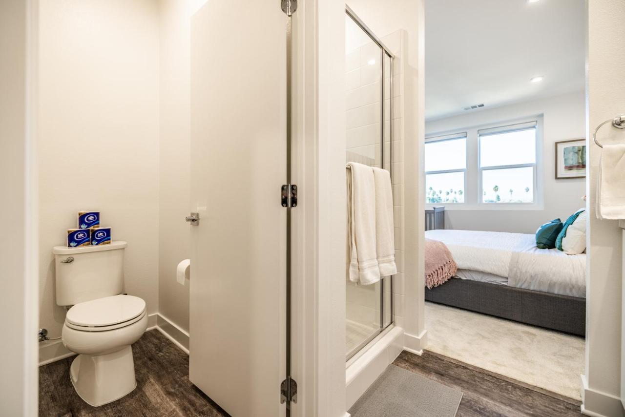 أنهايم Disney Firework View 3 Bedrooms Townhouse Kitchen Fast Wifi المظهر الخارجي الصورة