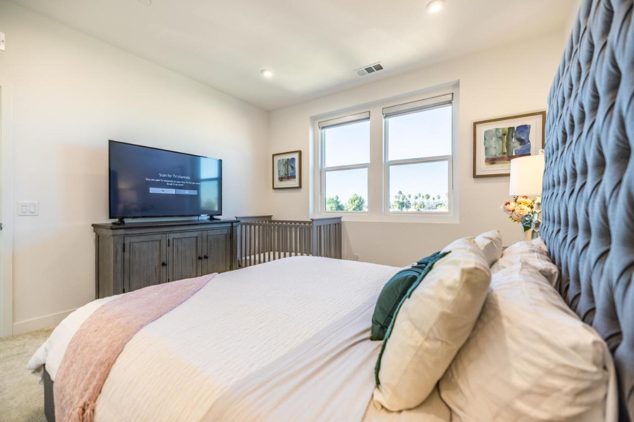 أنهايم Disney Firework View 3 Bedrooms Townhouse Kitchen Fast Wifi المظهر الخارجي الصورة